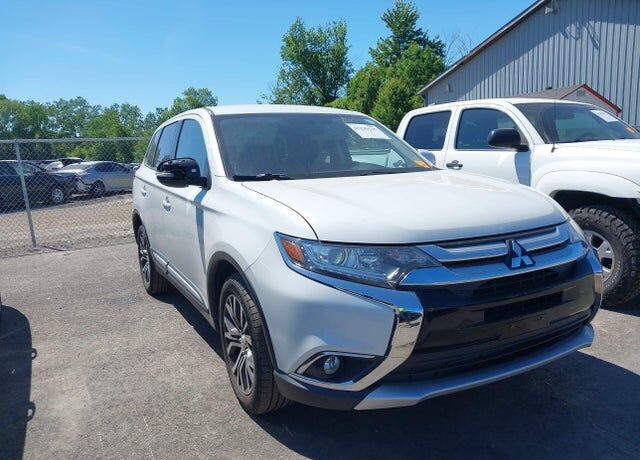 2016 MITSUBISHI Outlander