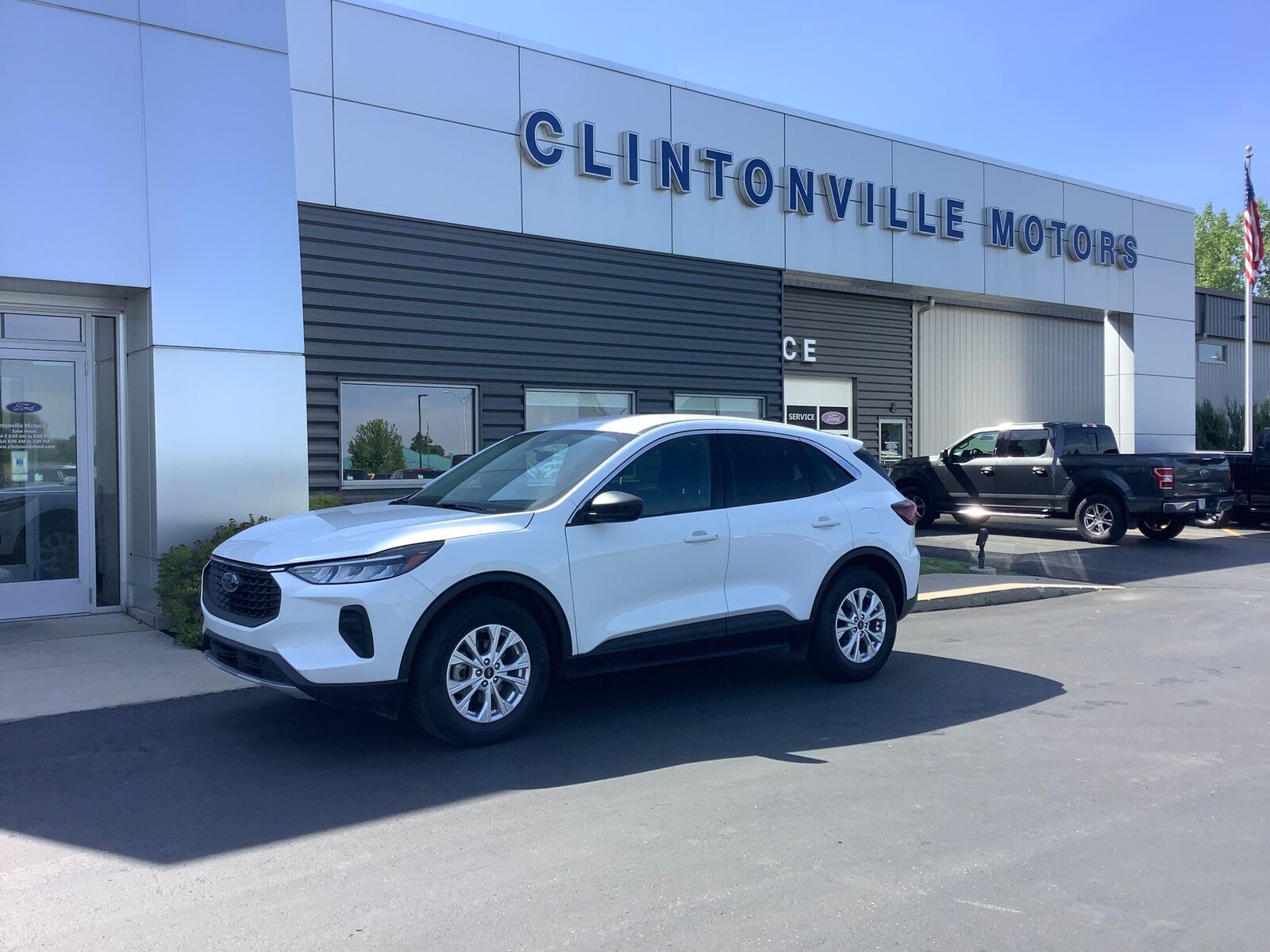 2024 FORD Escape