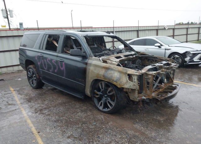 2019 CHEVROLET Suburban