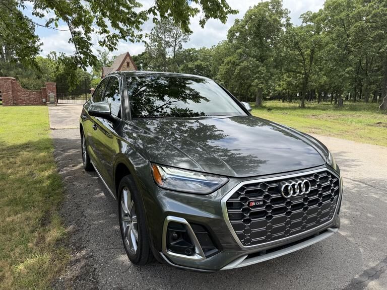 2022 Audi SQ5