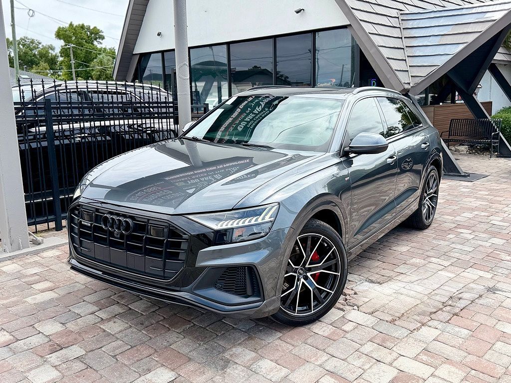 2022 AUDI Q8