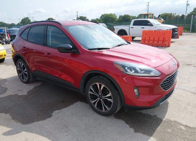 2021 FORD Escape