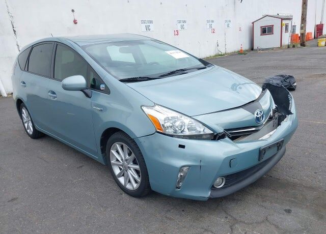 2014 TOYOTA Prius