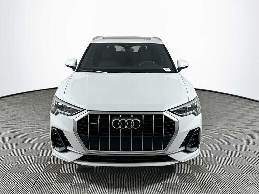 2023 Audi Q3