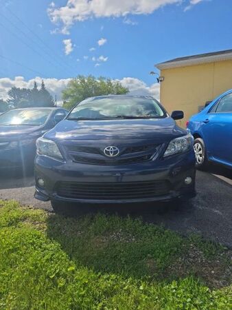2013 TOYOTA Corolla
