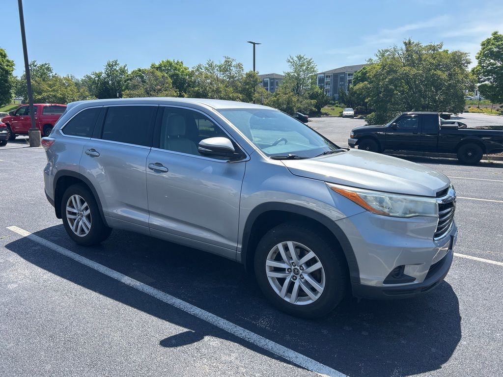2016 TOYOTA Highlander