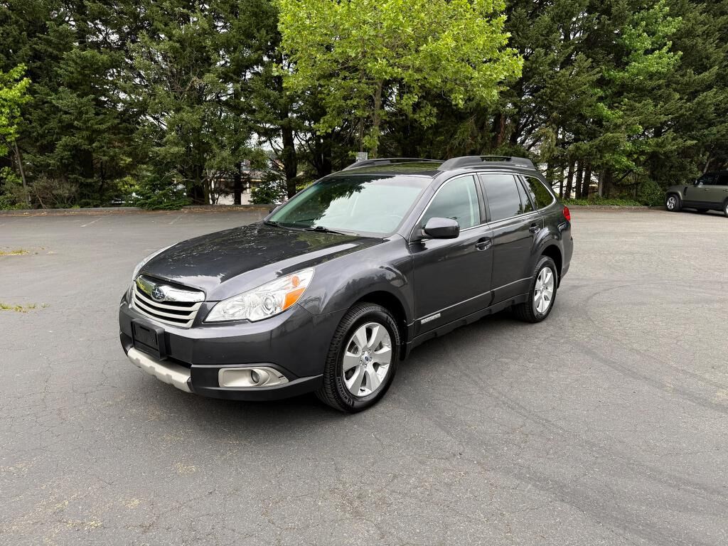 2012 SUBARU Outback