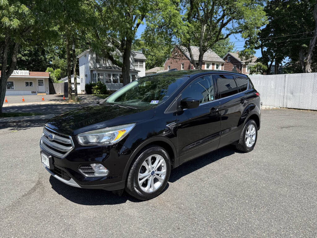 2017 FORD Escape