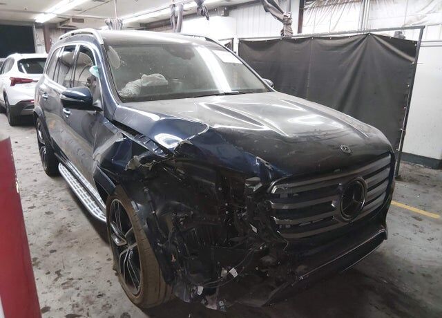 2026 MERCEDES-BENZ GLS-Class