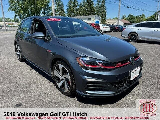 2019 VOLKSWAGEN Golf GTI
