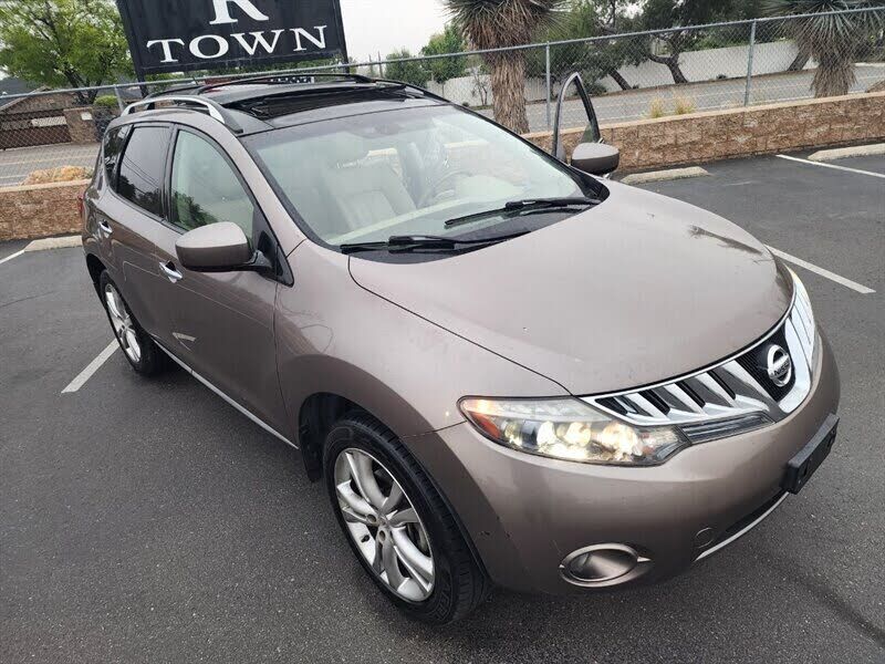 2010 NISSAN Murano