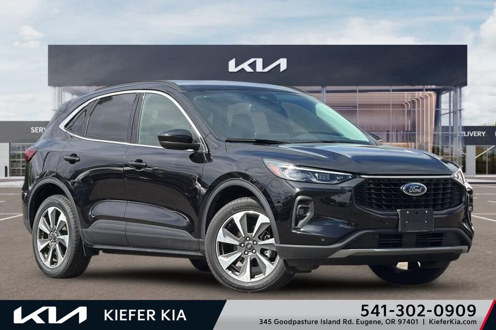 2024 FORD Escape