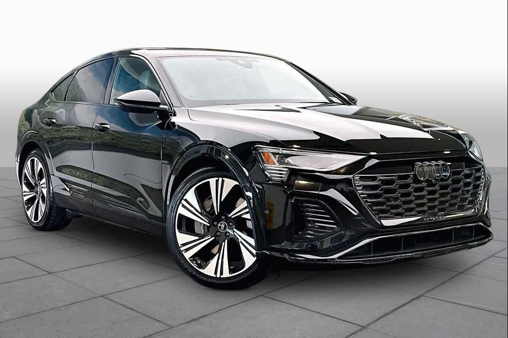 2024 Audi Q8