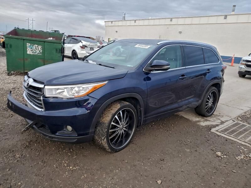 2016 TOYOTA Highlander