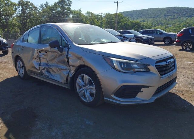 2018 SUBARU Legacy