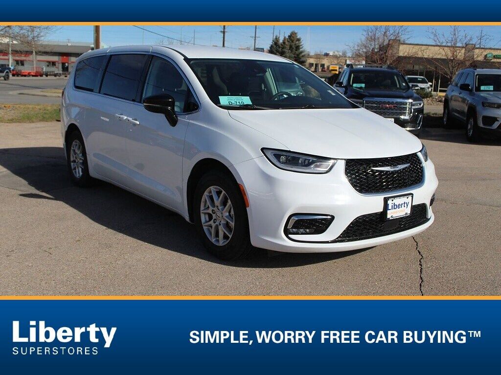 2024 CHRYSLER Pacifica