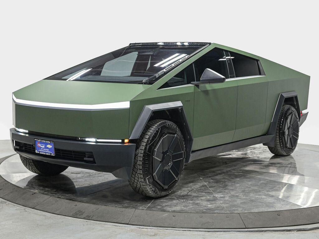 2024 TESLA Cybertruck
