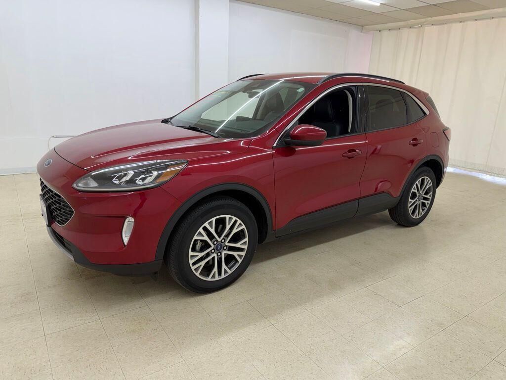 2021 FORD Escape
