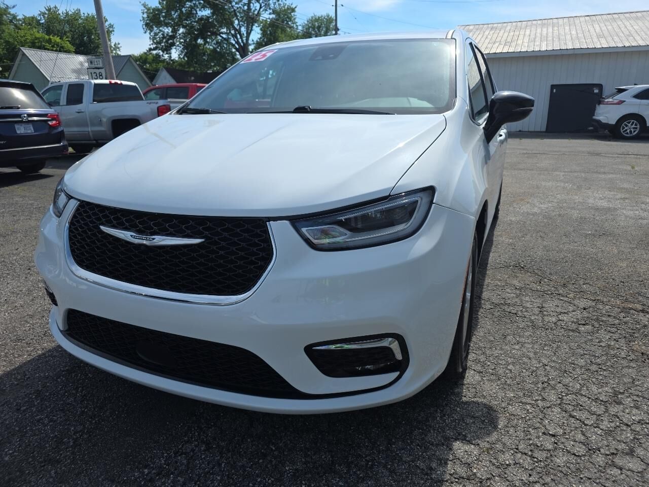 2025 CHRYSLER Pacifica