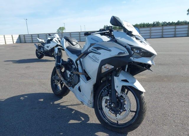 2025 KAWASAKI Ninja