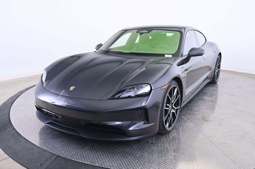 2026 PORSCHE Taycan