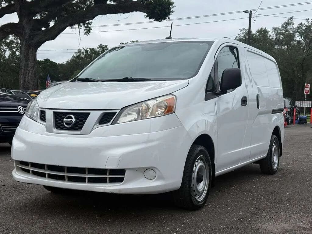 2020 NISSAN NV200