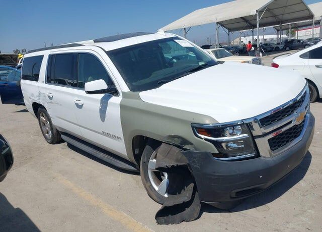 2017 CHEVROLET Suburban