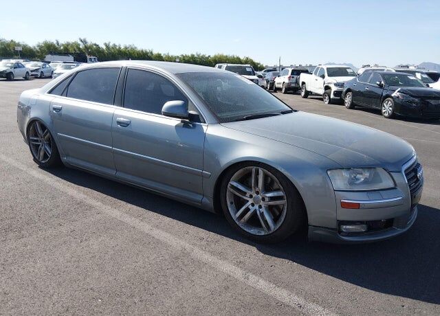 2010 AUDI A8