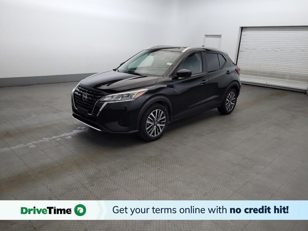 2021 NISSAN Kicks