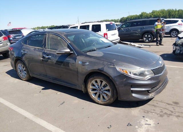 2018 KIA Optima