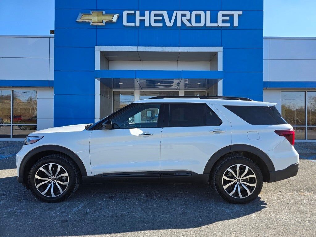 2022 FORD Explorer