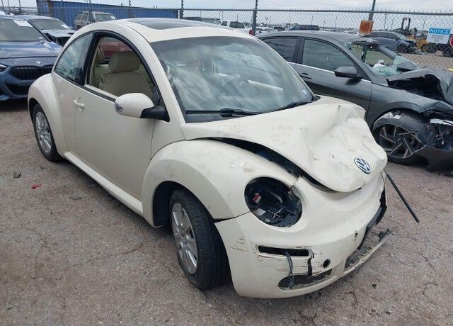2010 VOLKSWAGEN Beetle