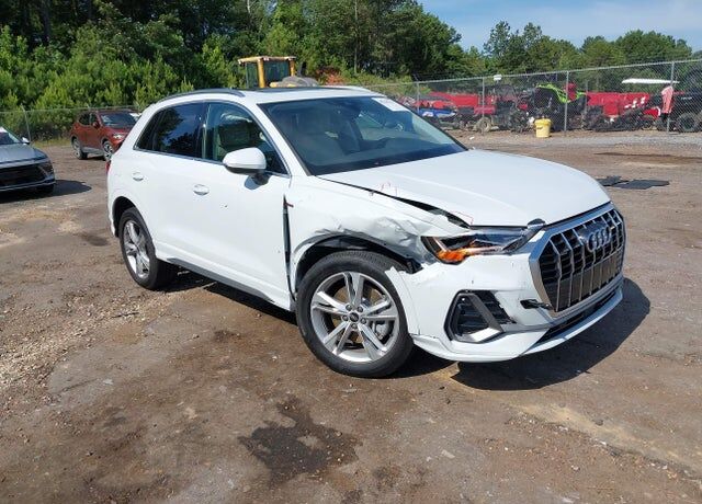 2022 AUDI Q3