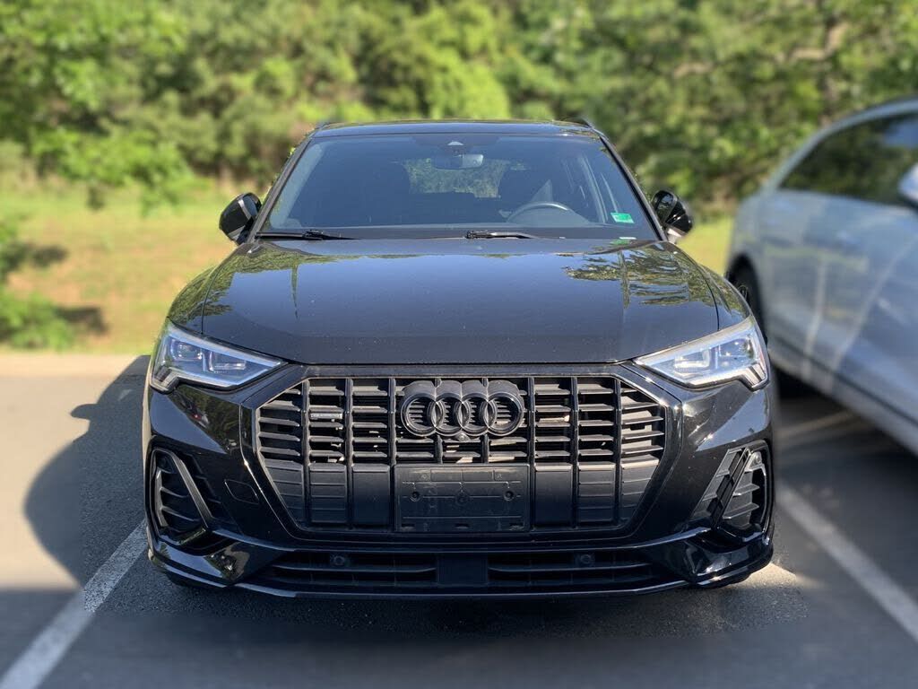 2022 Audi Q3