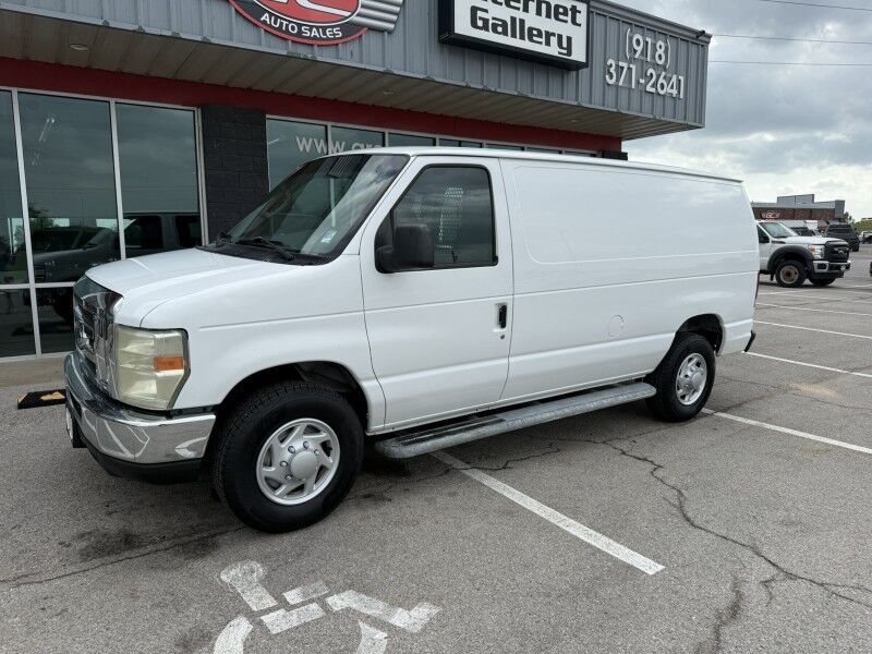 2008 FORD E-250