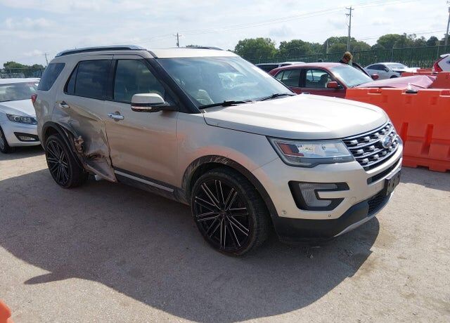 2017 FORD Explorer