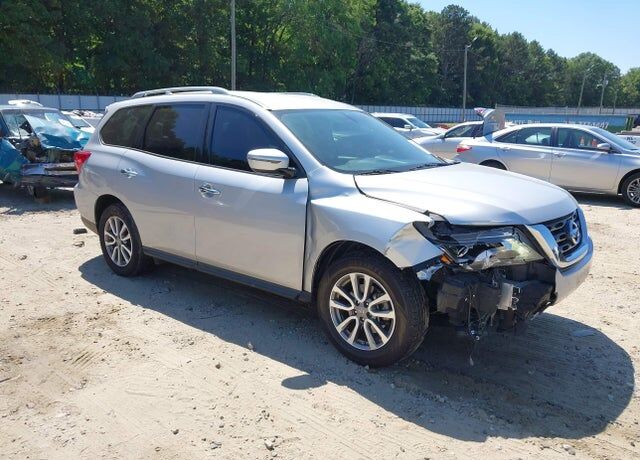 2019 NISSAN Pathfinder