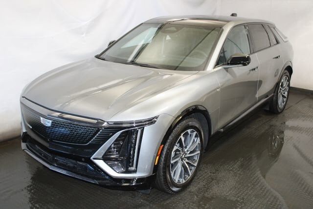 2024 CADILLAC Lyriq