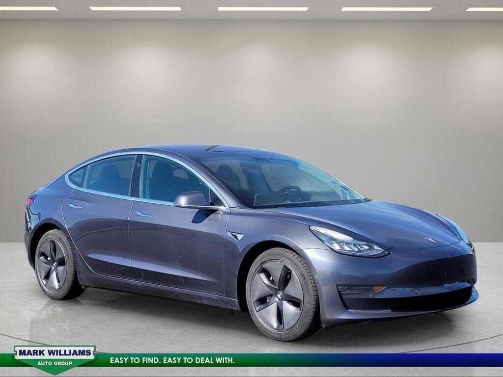 2018 TESLA Model 3