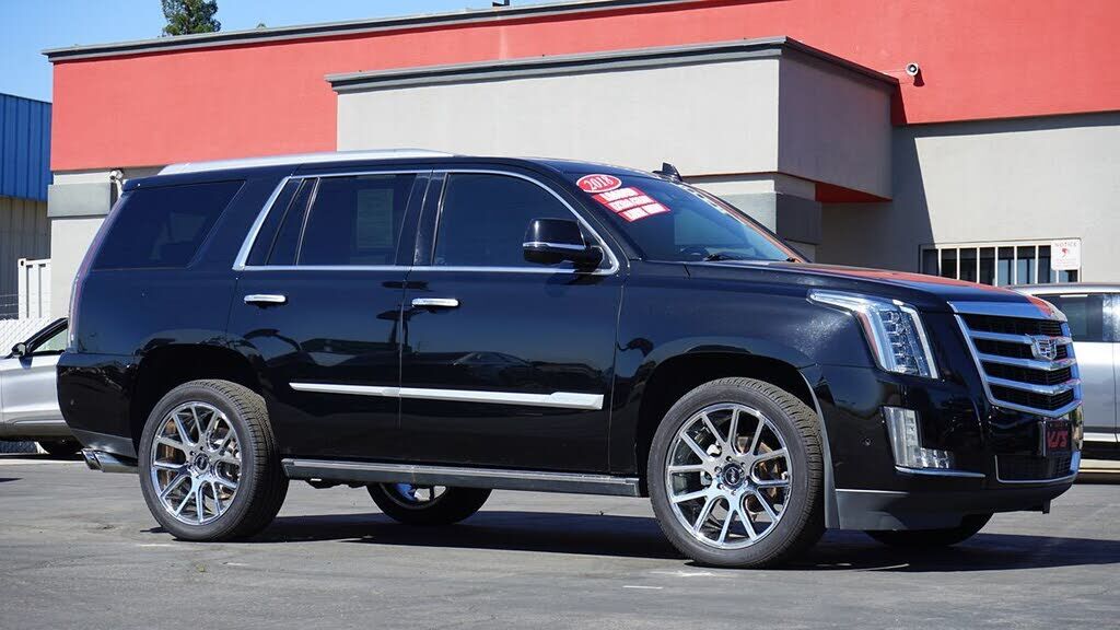 2018 CADILLAC Escalade