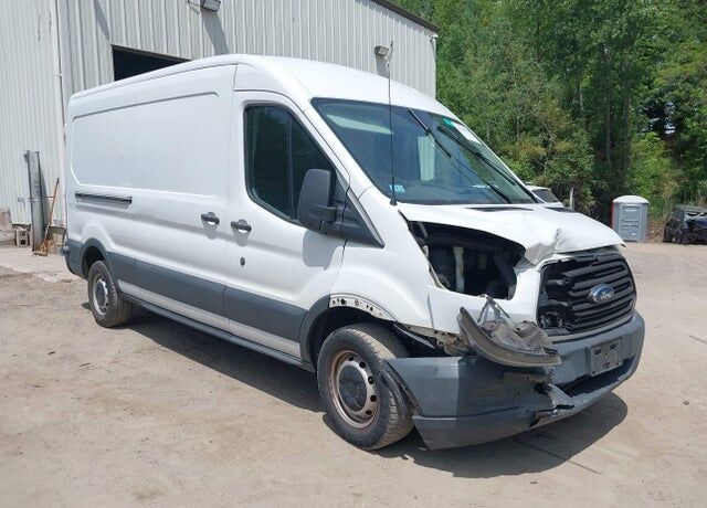 2015 FORD Transit