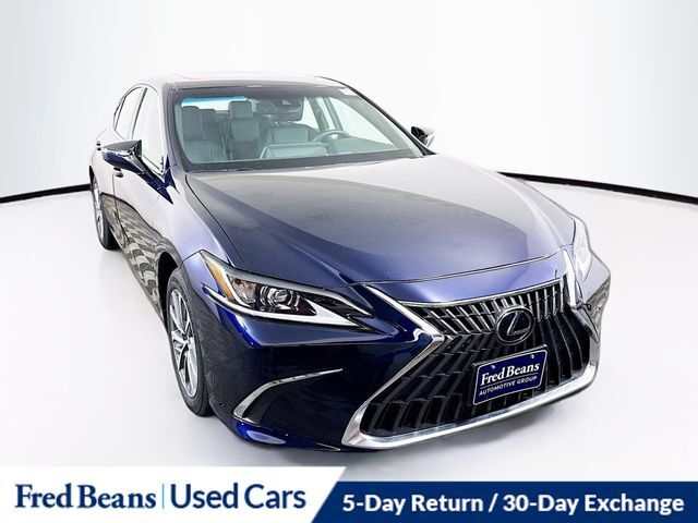 2022 LEXUS ES
