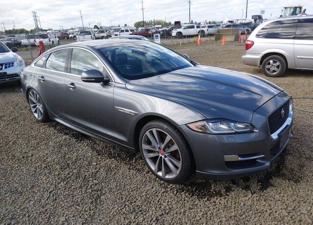 2018 JAGUAR XJ