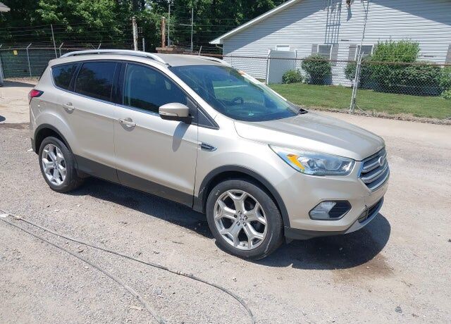 2017 FORD Escape