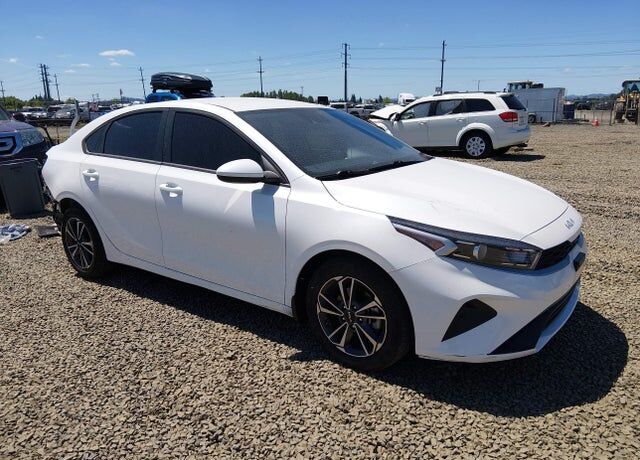 2023 KIA Forte