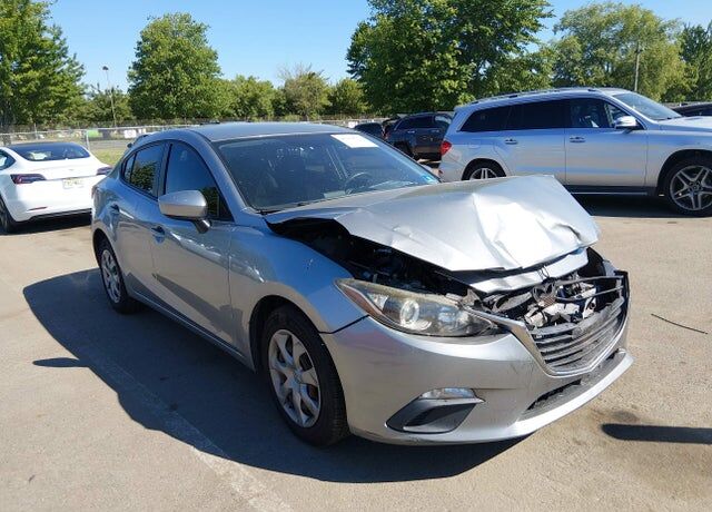 2014 MAZDA Mazda3