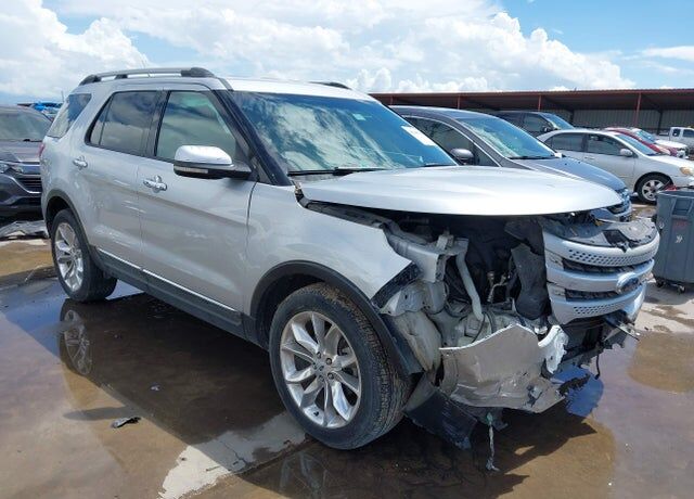 2013 FORD Explorer