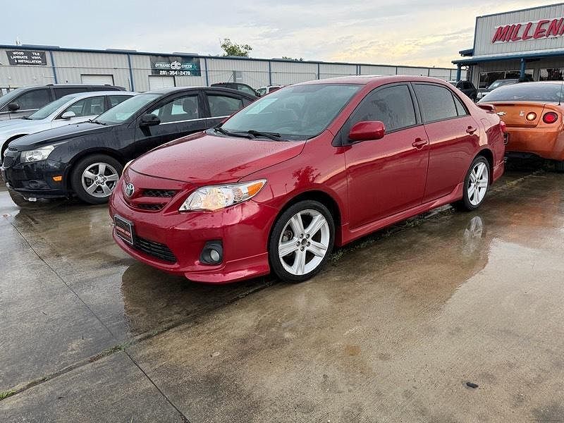 2013 TOYOTA Corolla