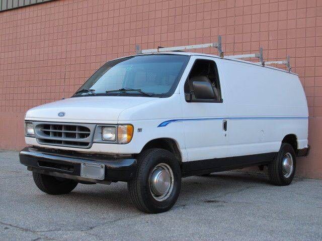 2001 FORD E-250
