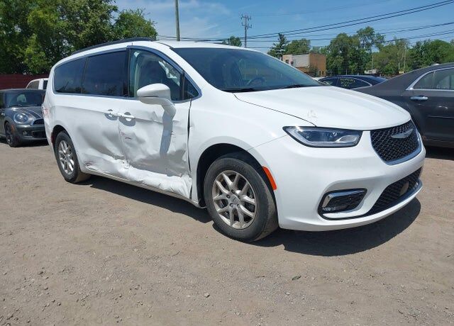 2022 CHRYSLER Pacifica